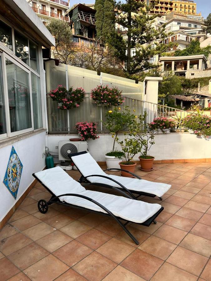 Вилла Il Terrazzo Di Marlu Таормина Экстерьер фото